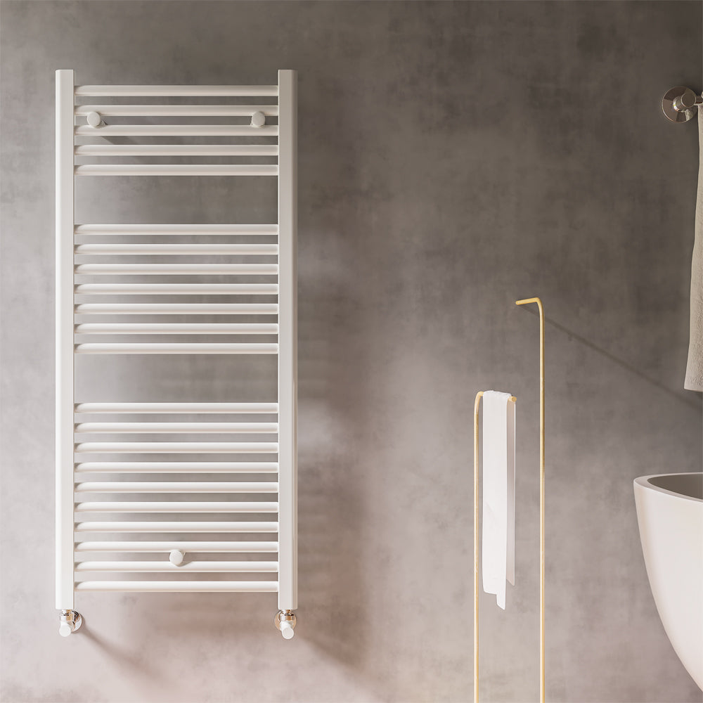 Termoarredo bianco diritto in acciaio completo di valvola e fissaggi Sanremo