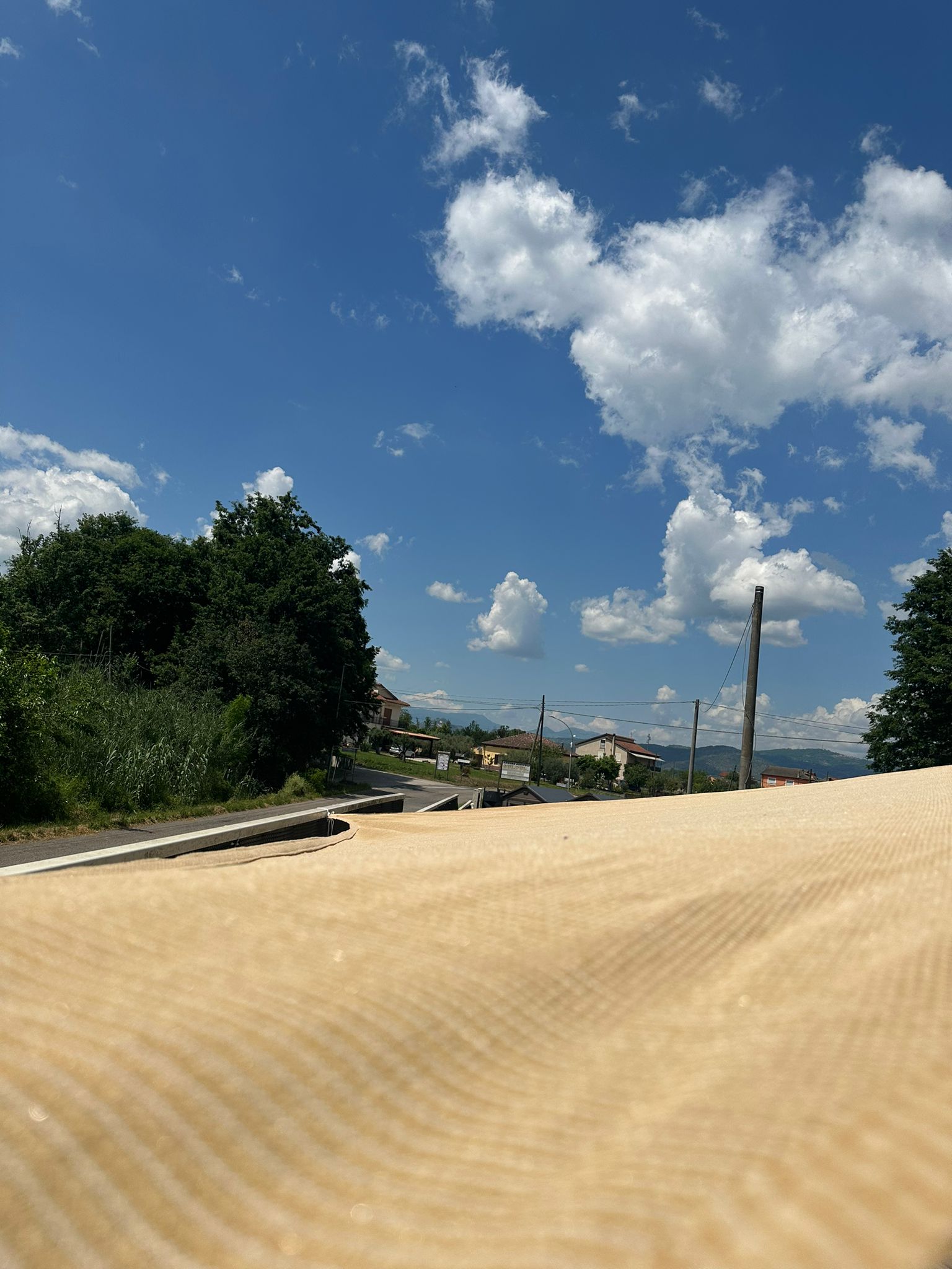 Vela ombreggiante triangolare in poliestere 185 gr 5x5x5 metri Positano