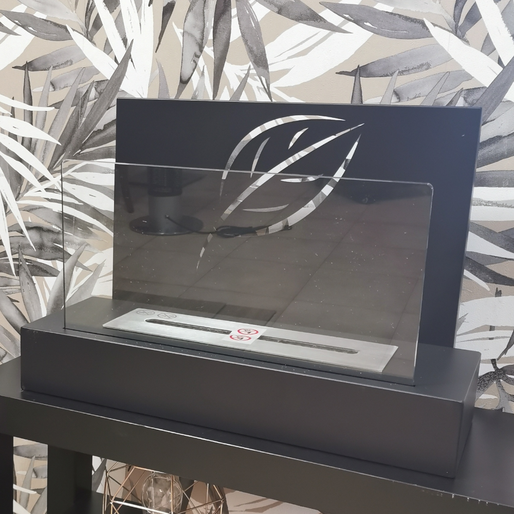 Camino a bioetanolo 2,5 kw riscaldamento a liquido con kit di fissaggio a parete Procida