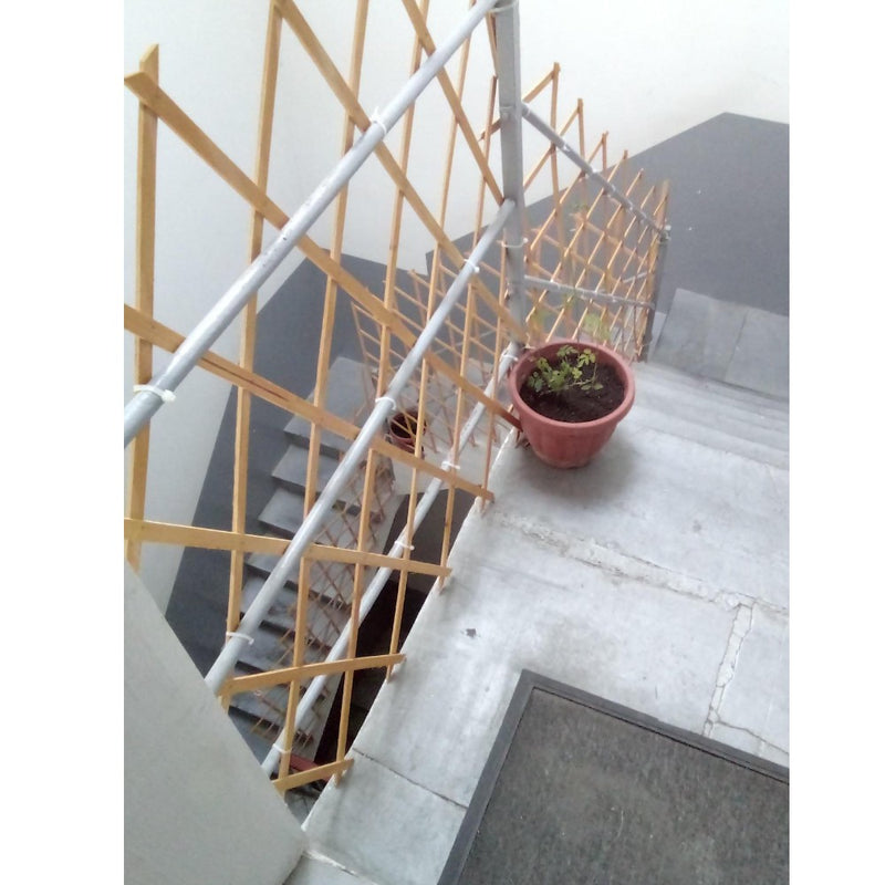 Traliccio estensibile  120xH180 cm da interno in legno impregnato per terrazze e balconi