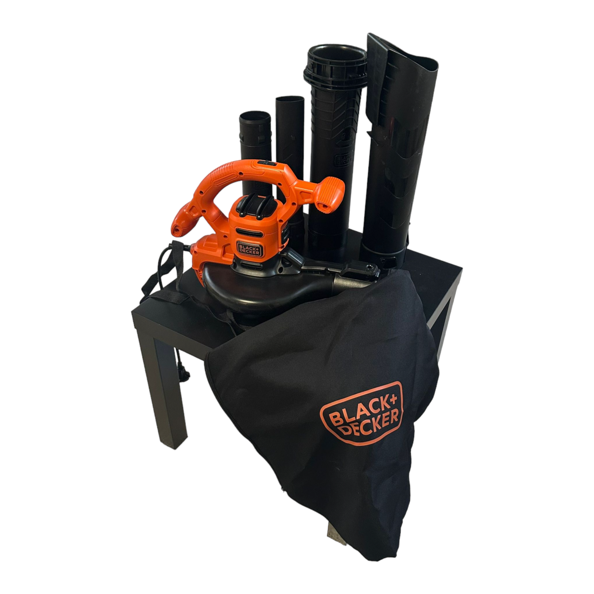 Aspiratore Soffiatore Trituratore elettrico per foglie con sacco Black + Decker BEBLV 2600W