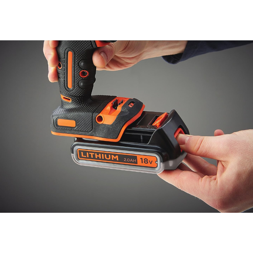 Kit professionale trapano avvitatore a percussione con 2 batterie set 104 punte e cassetta porta attrezzi B+D BDCHD 18 S 2KA