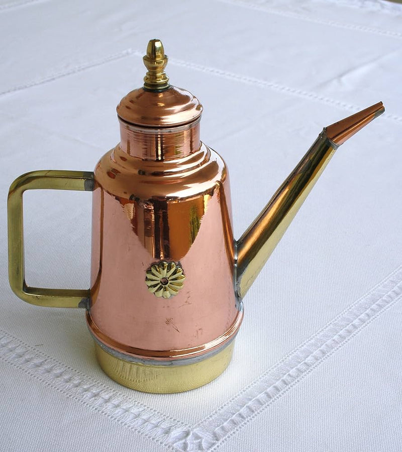 Olive oil jug in copper and brass for Olivari food use oil