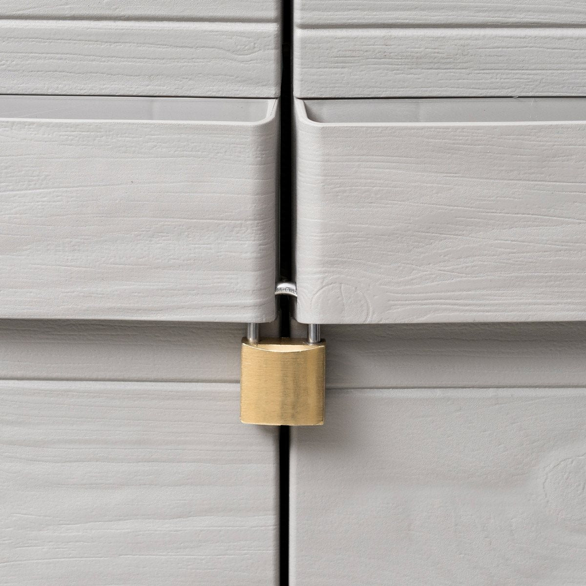 Armadio portascope in resina da esterno giardino e ante con effetto legno Woody's Toomax