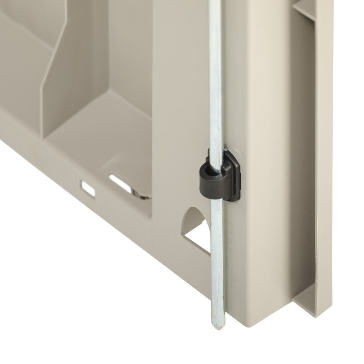 Casetta capanno porta attrezzi in resina da esterno giardino a 2 ante lucchettabili High Stora Way Toomax