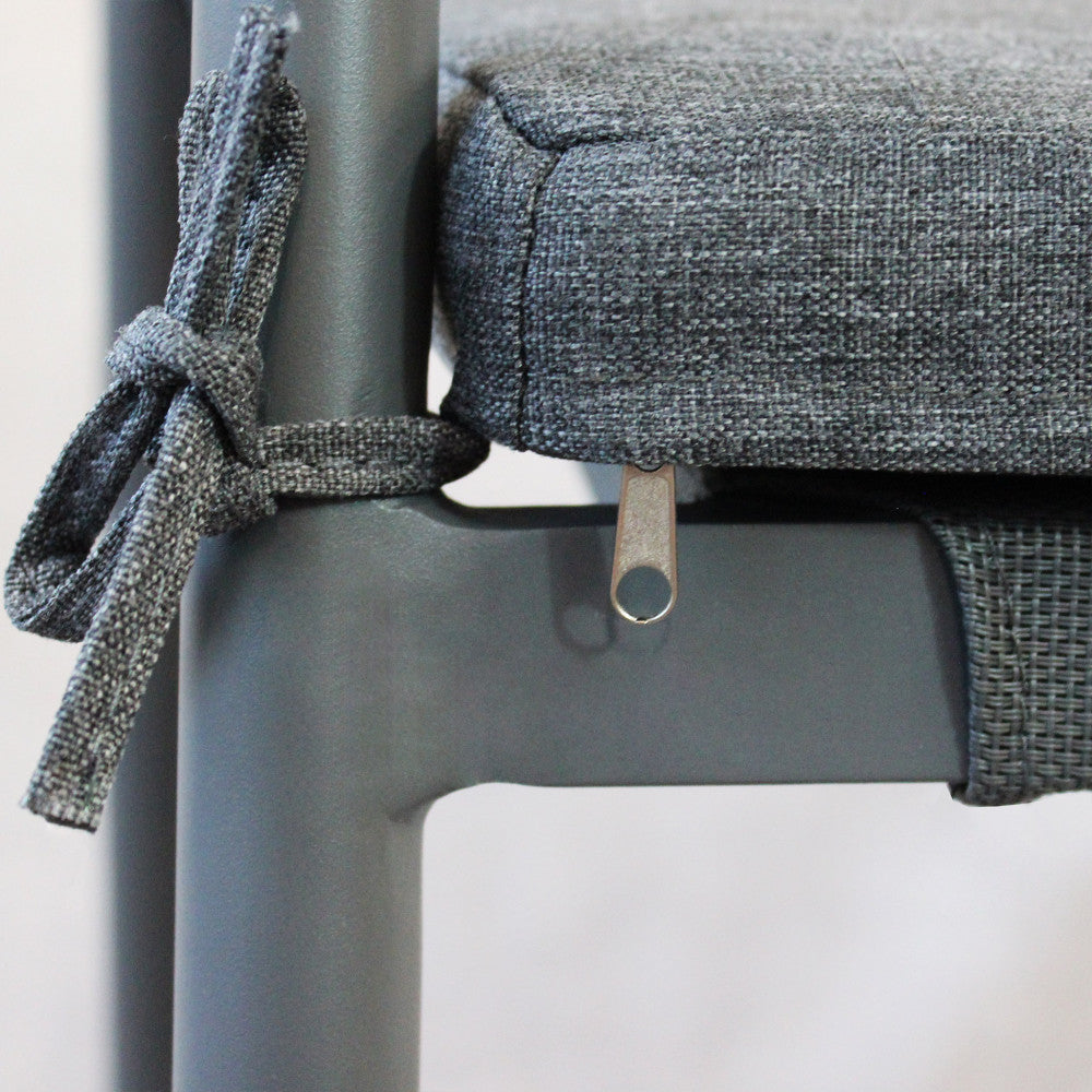 Poltrona da esterno giardino impilabile in alluminio con schienale in corda e cuscini