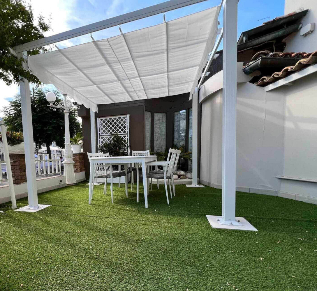 Gazebo pergola da giardino 4x4 con struttura in alluminio bianco e telo in poliestere Nerea