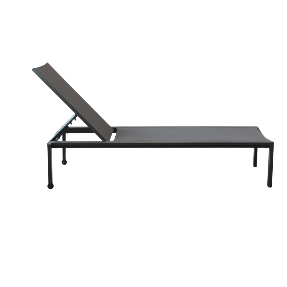 Lettino impilabile da giardino resistente con struttura in alluminio design ergonomico