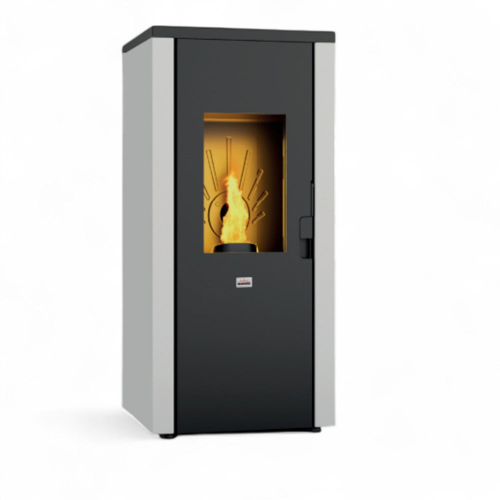 Stufa a pellet in acciaio 9.2 Kw A+ con uscita fumi posteriore e pressostato Queen 92 EVO 5.0