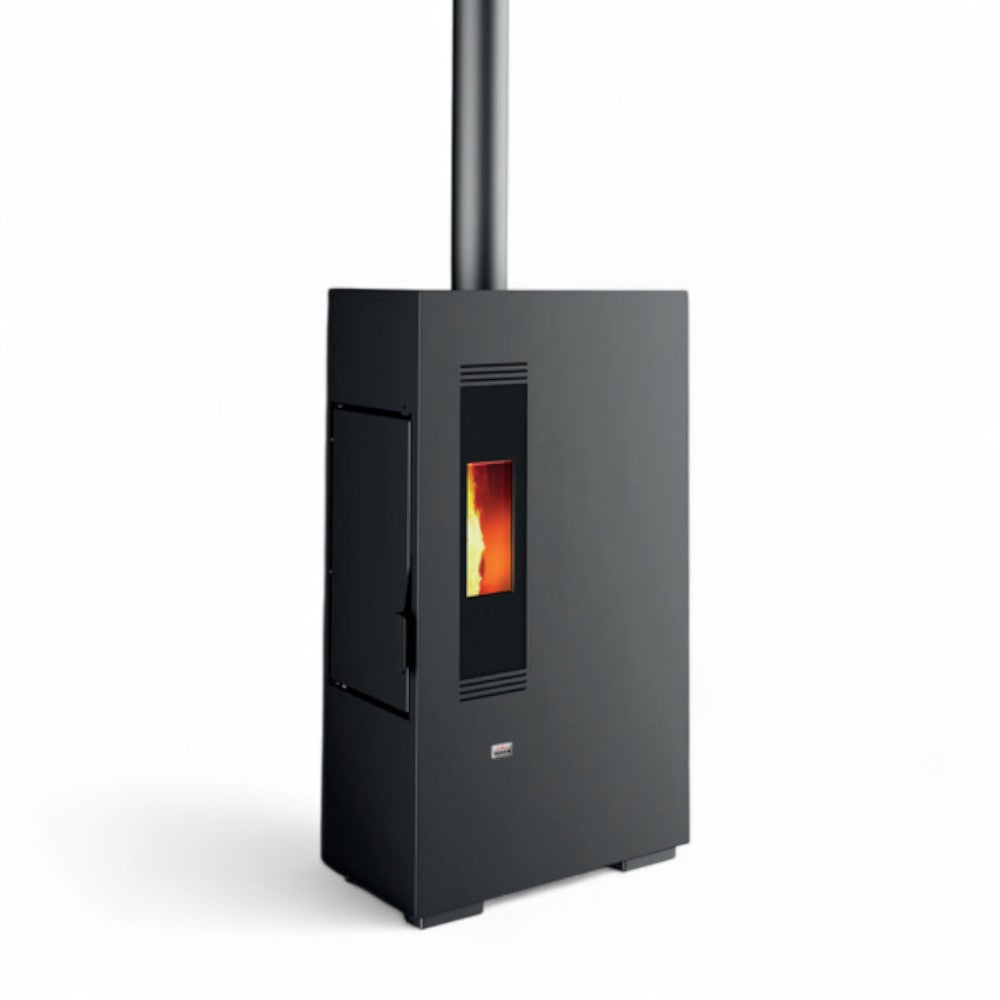Stufa a pellet in acciaio 5,5 Kw A+ con raccordo uscita fumi posteriore o superiore Queen Slim 5