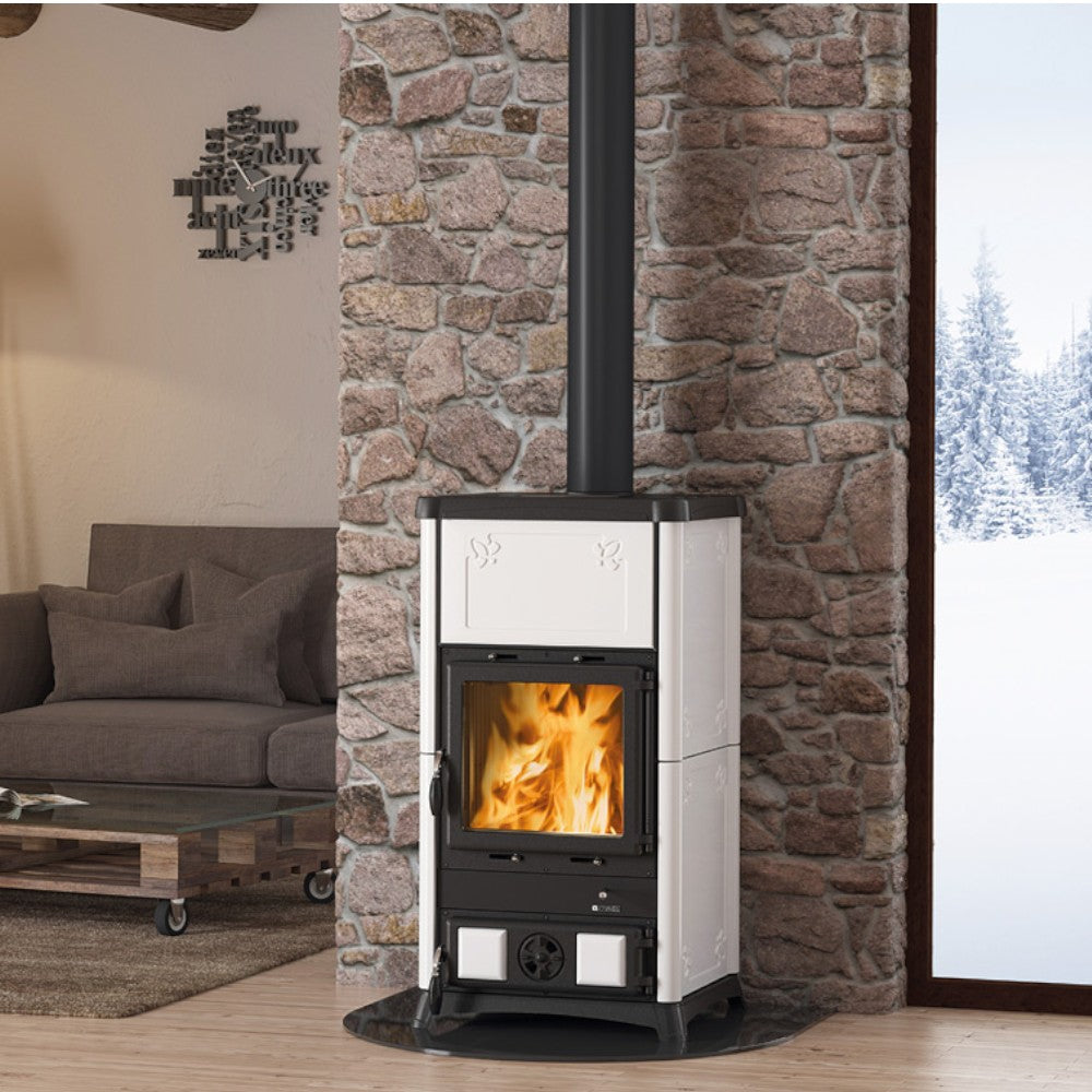 Stufa a legna 8,3 Kw rivestita in ghisa 56x54,7xH103,5 cm Fedora Nordica bianca