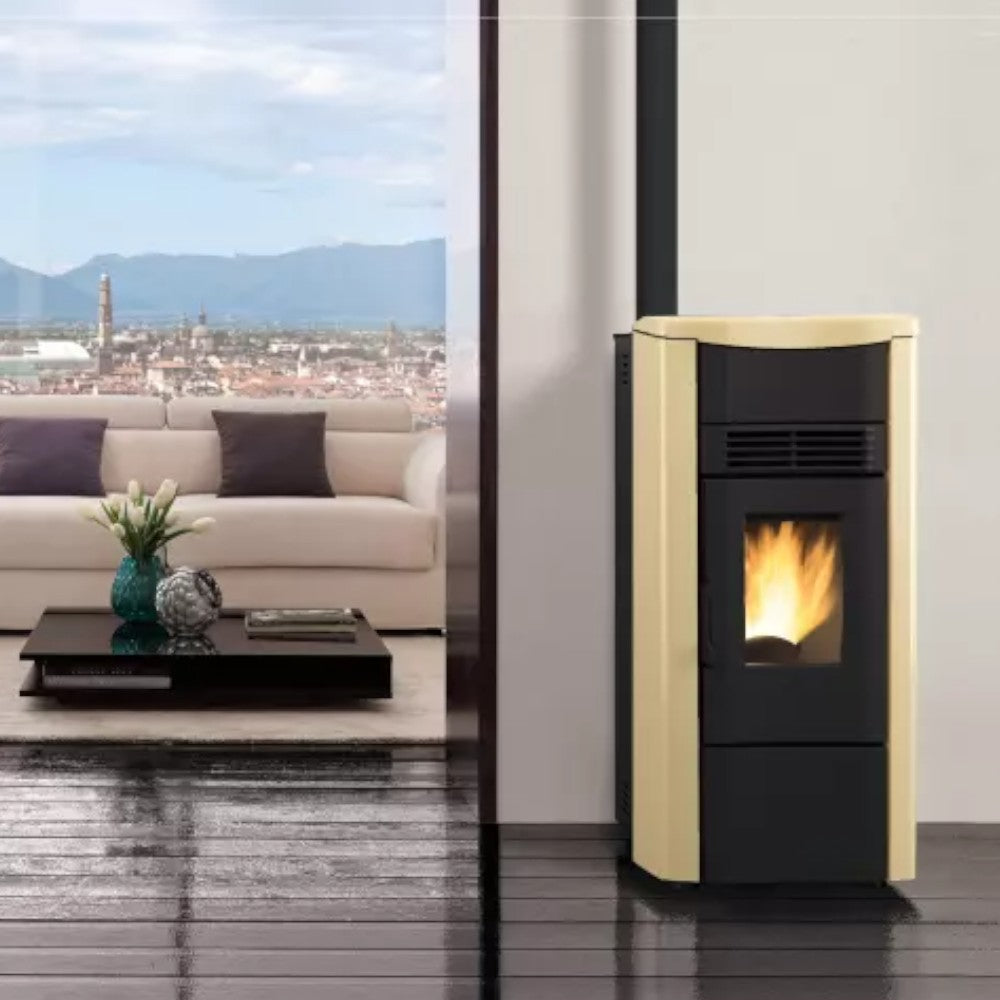 Stufa a pellet 7 Kw in ghisa 50x51xH103 cm pergamena Giusy evo Nordica