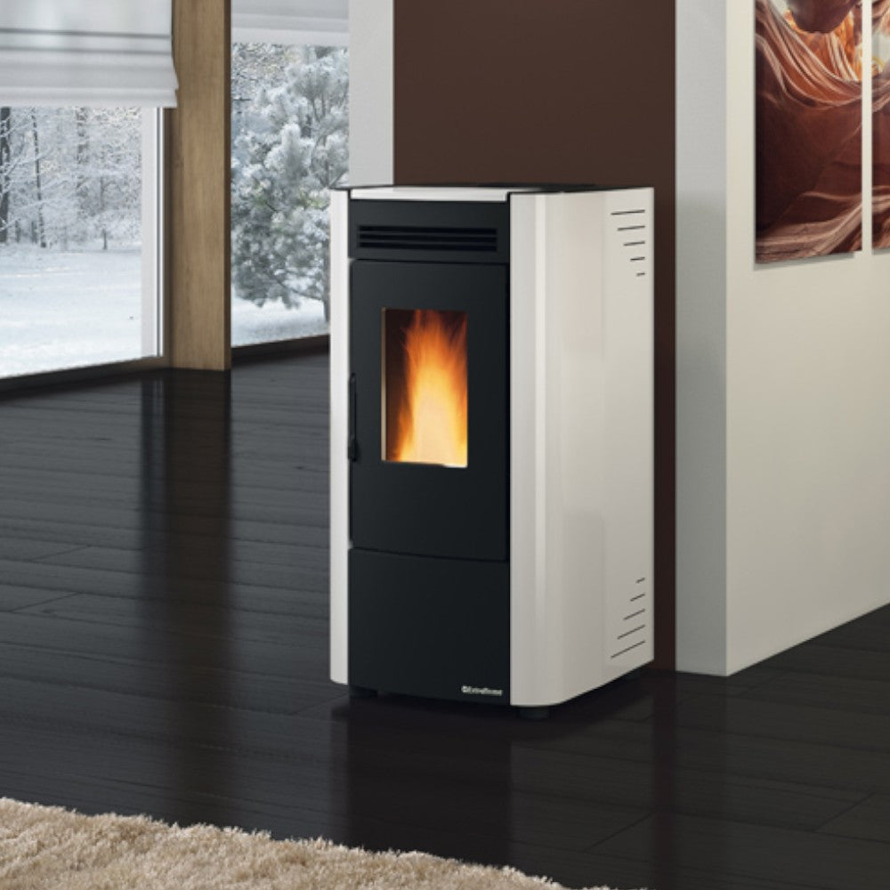 Stufa a pellet ventilata 6.5 Kw in ghisa 45,6x50,7xH88,4 cm bianca Ketty evo Nordica