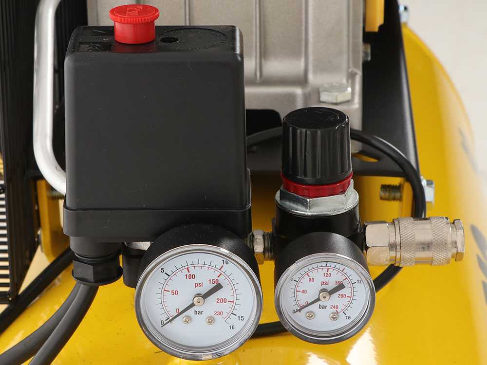 Compressore a cinghia aria compressa bicilindrico coassiale base line Abac 90 lt