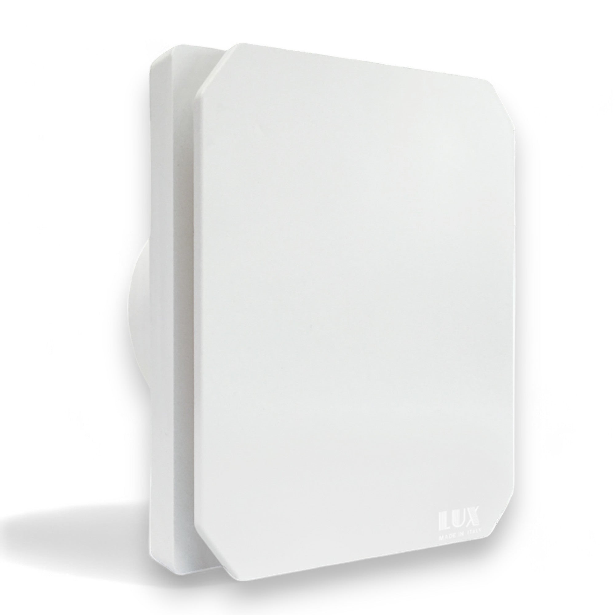 Aspiratore elettrico assiale ø 120 mm 140 m3h per ricambio aria in bagni ciechi mansarde taverne tensione 220v potenza 15w