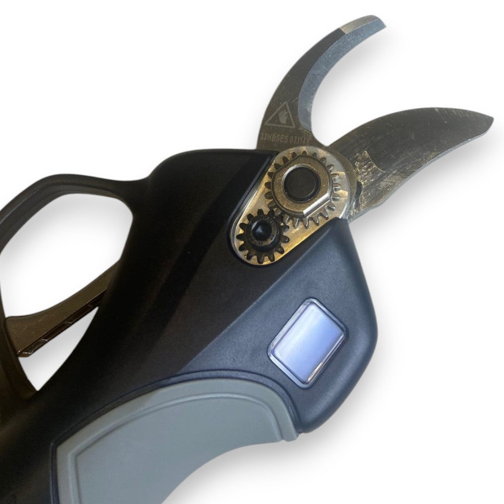 Forbice elettrica a batteria 10,8V taglio progressivo lame in acciaio SK5 diametro max 23mm 2 batterie incluse