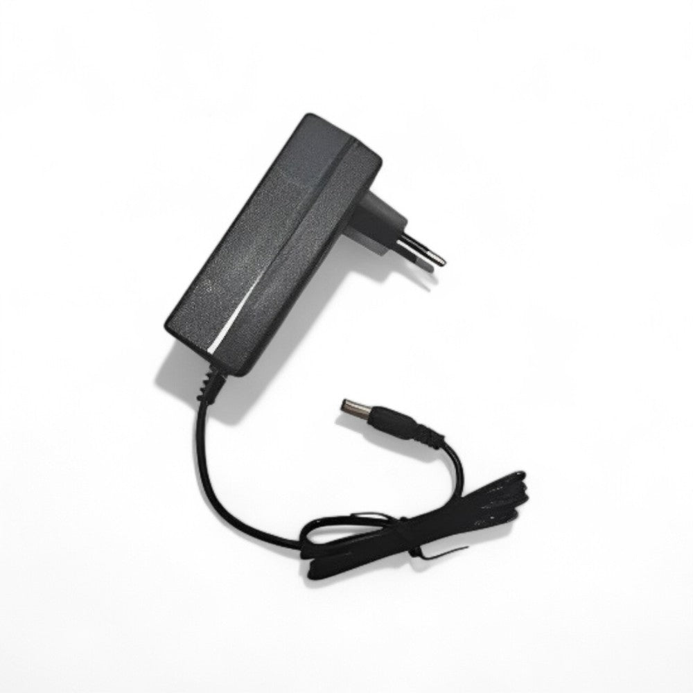 Caricabatteria di ricambio per elettrosega