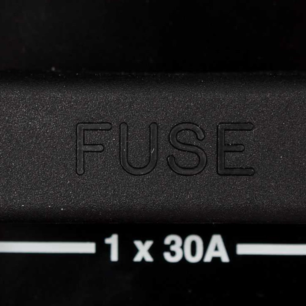 caricabatterie portatile con avviatore 12v tensione regolabile protezione sovraccarico corrente avviamento 140a