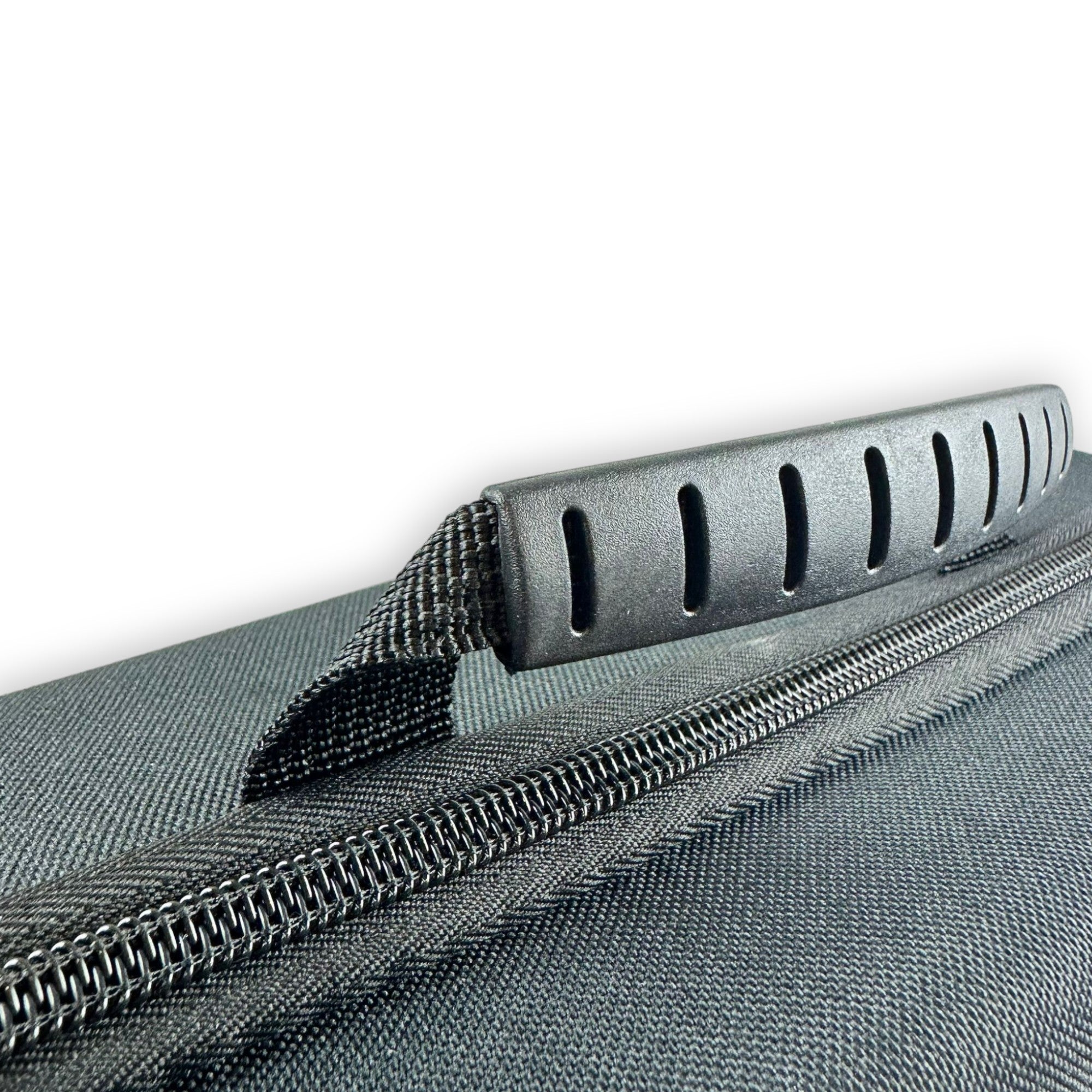 Saldatrice inverter a pistola portatile 4,6 kw kit con accessori valigetta