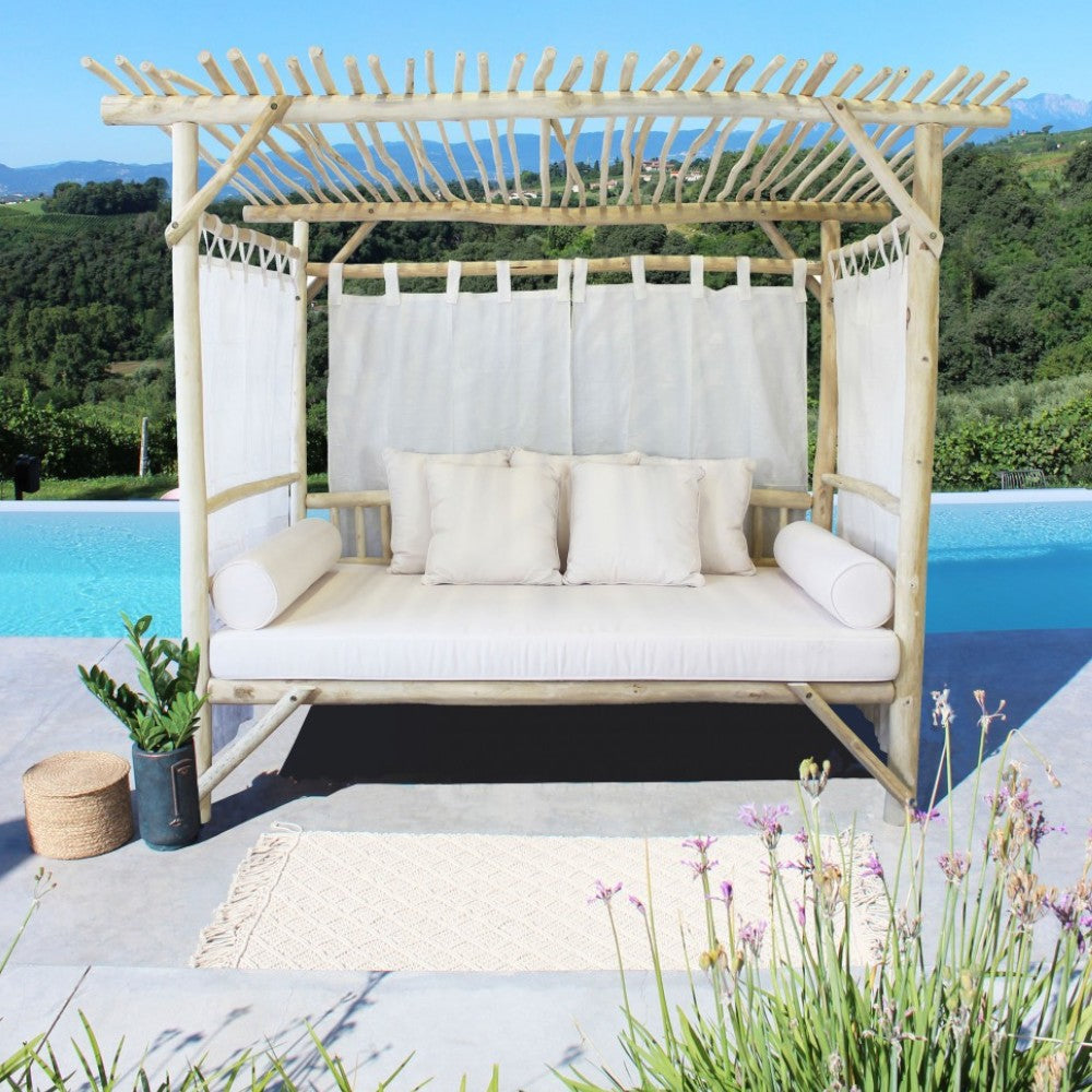 Gazebo letto in legno teak con cuscini bianchi 250x180xH204 cm