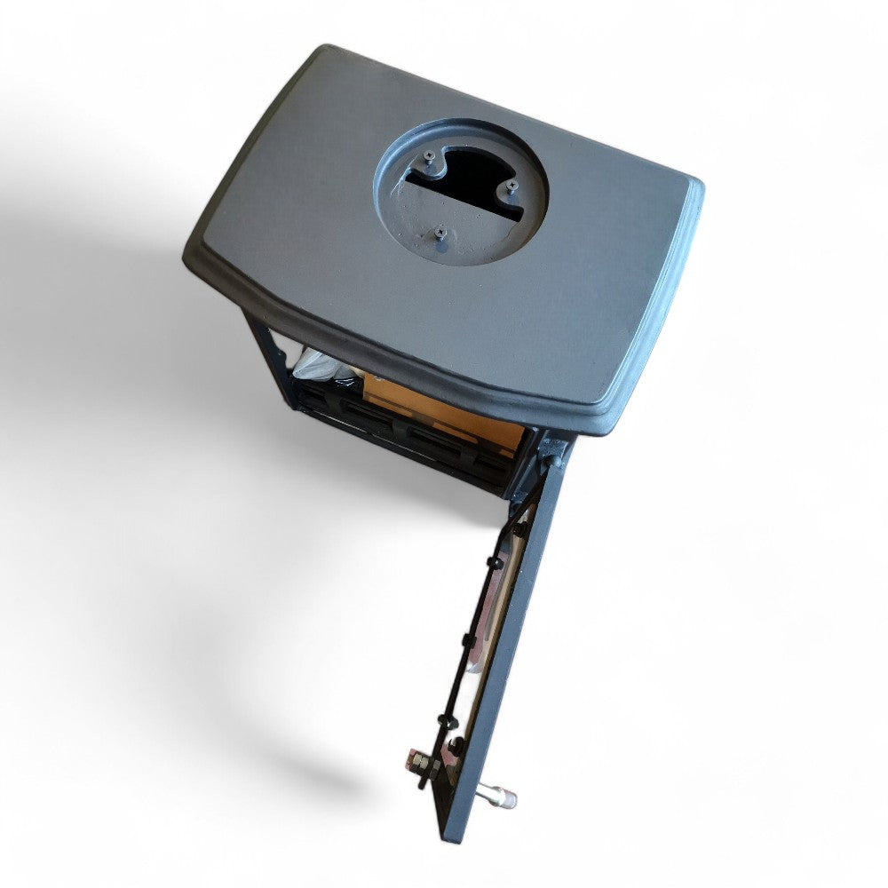 Stufa in ghisa riscaldamento a legna 5,1Kw con laterali decorati