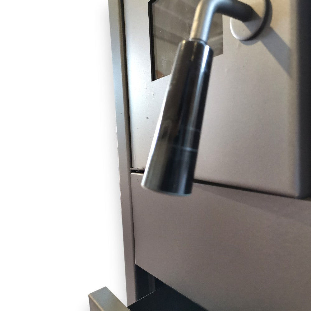 Stufa a legna 6,5 kw in acciaio antracite H80 cm con cassetto estraibile