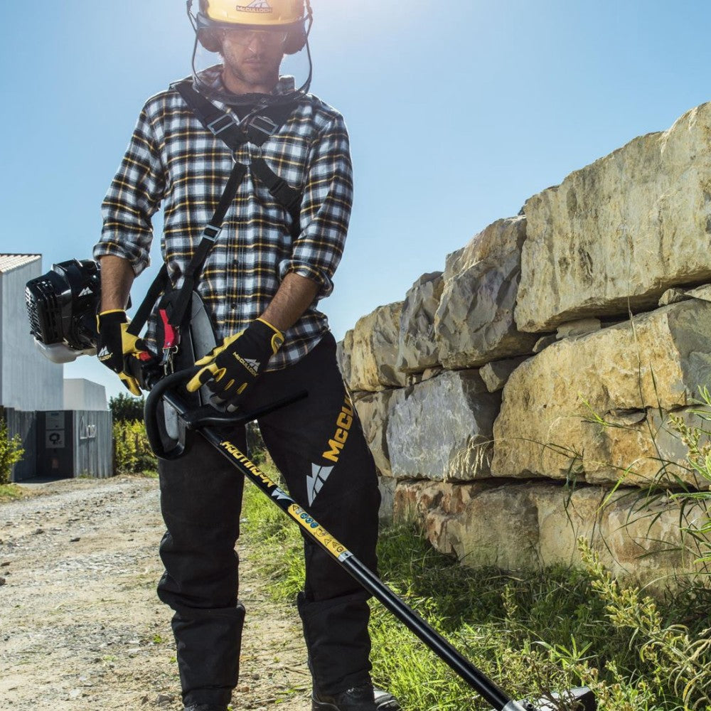 Decespugliatore a scoppio 33cc con motore 2 tempi e tracolla di sostegno regolabile B33P