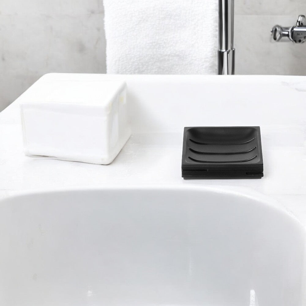 Portasapone da appoggio nero in resina 11x11 cm moderno per arredo bagno Linea Dark