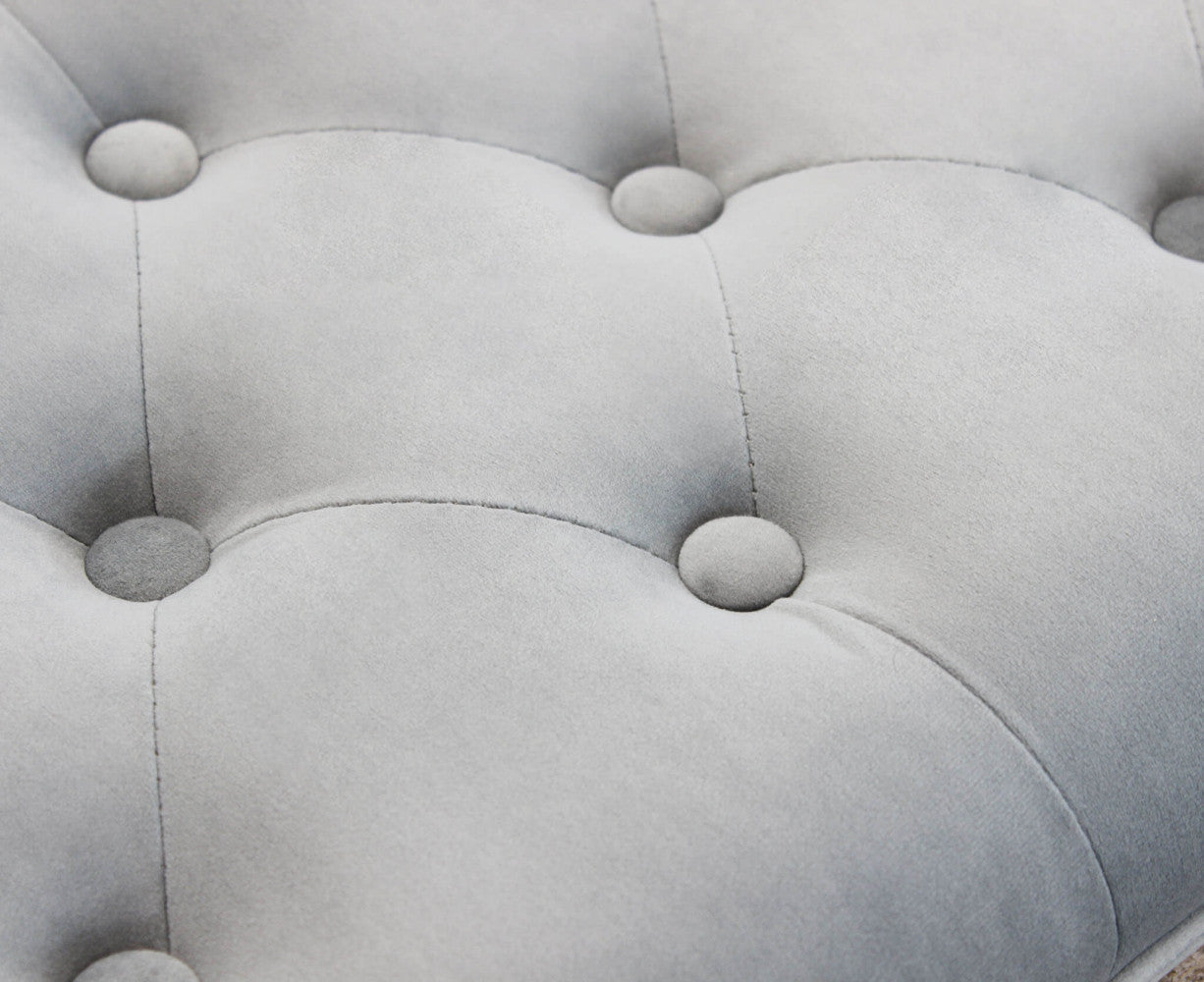 Panca da interno salotto con seduta imbottita e rivestimento in velluto grigio chiaro Old France