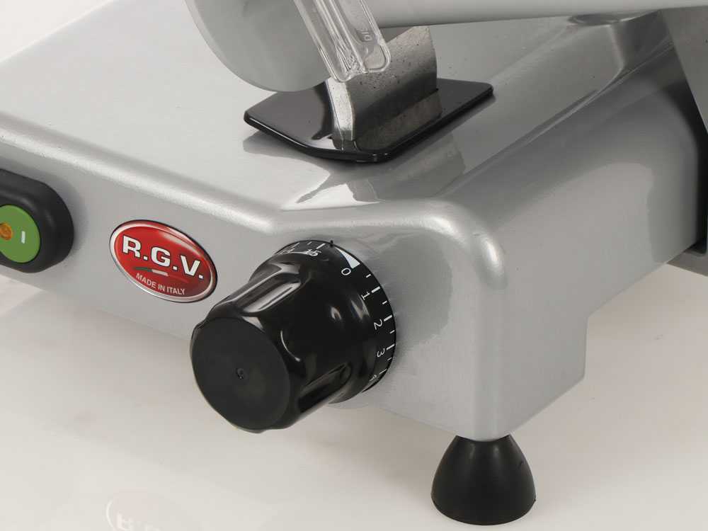 Affettatrice Elettrica Desy AF220AM lama diametro mm220 140W RGV