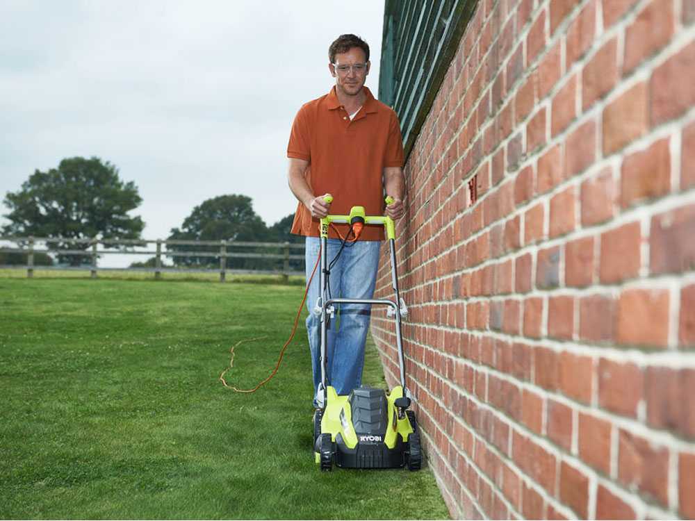 Tosaerba elettrico a spinta RLM15E 36h Ryobi 1500 watt con regolazione h taglio 36 cm