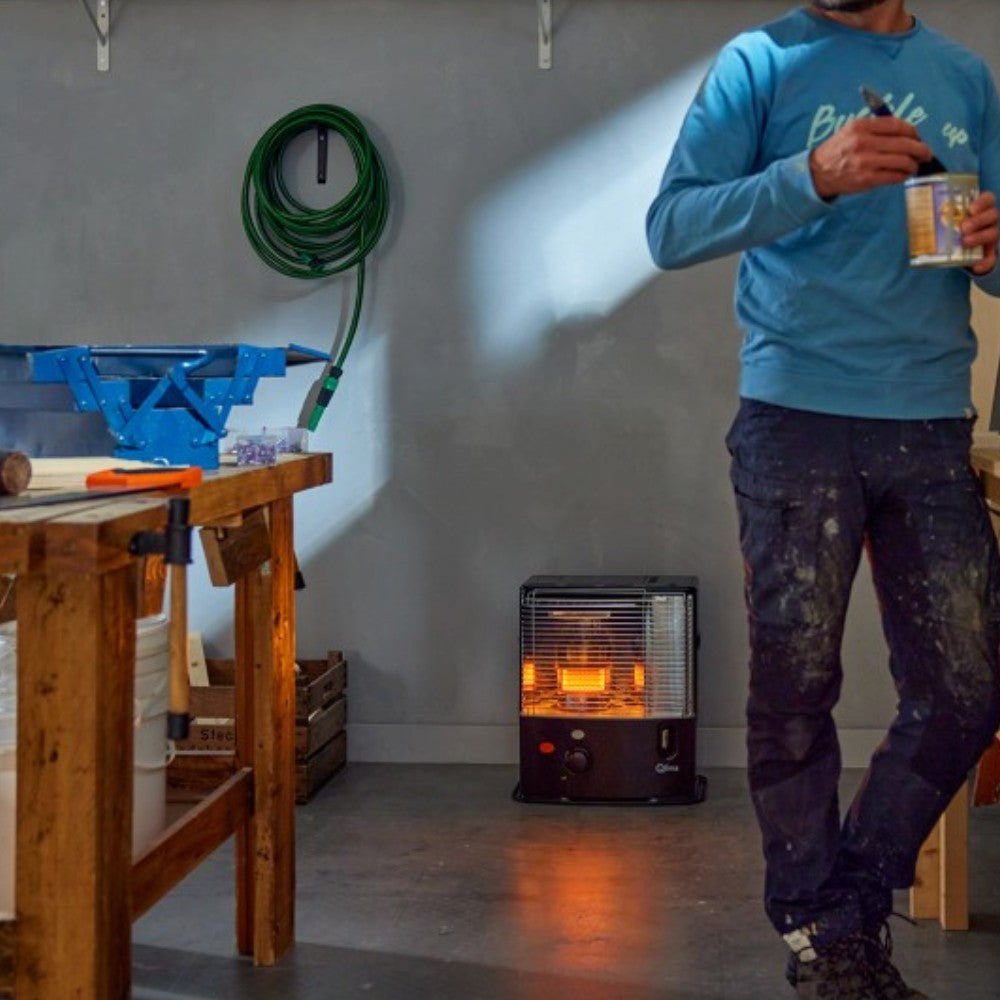 Stufa a combustibile liquido con stoppino 2400W R3224X