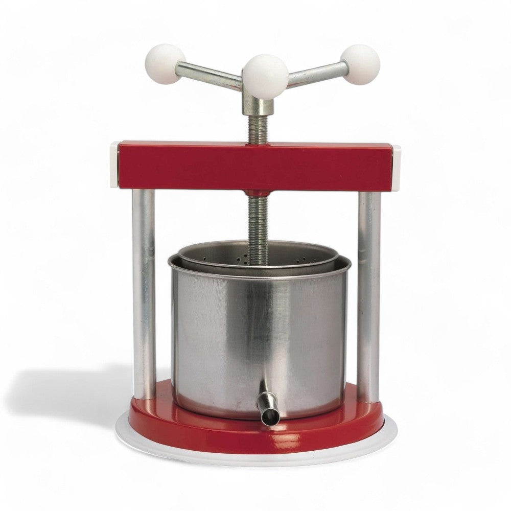 <transcy>Small press all-rounder</transcy>