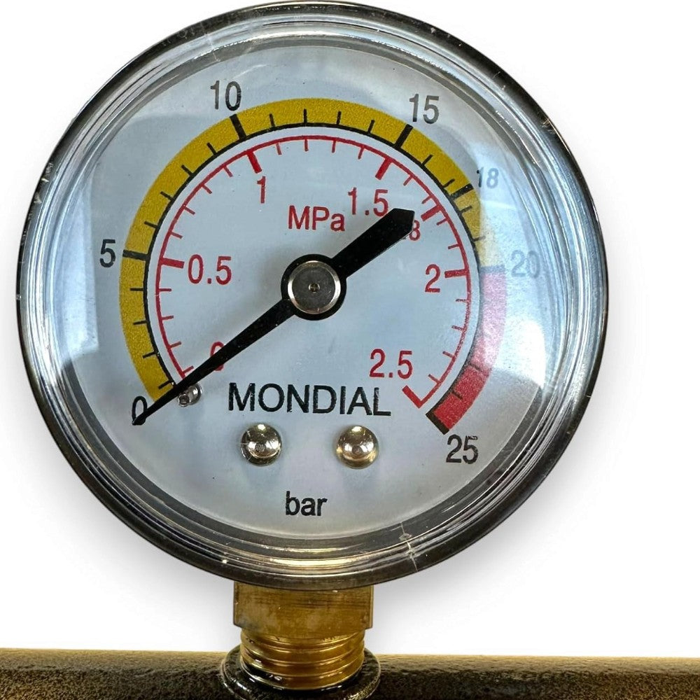 Centralina con regolatore due attacchi senza flessibili per impianti a gas 4 kg/h
