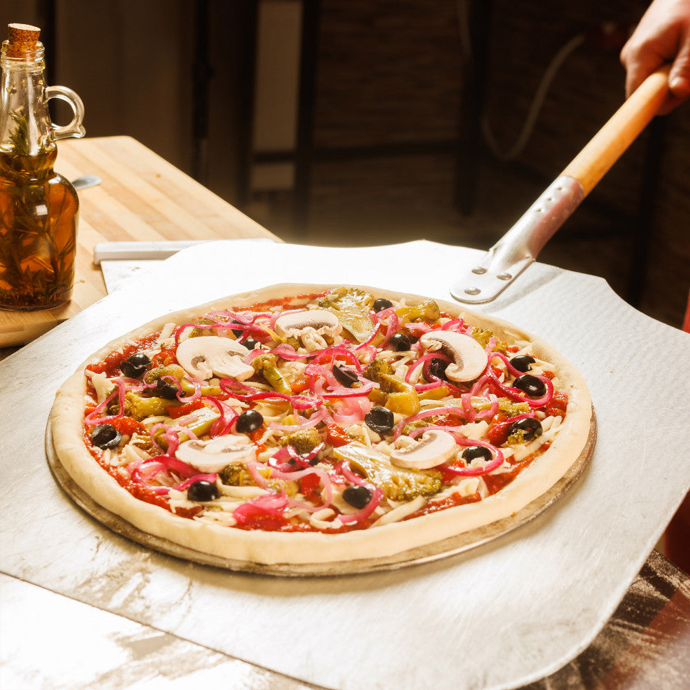 Forno a legna rettangolare in metallo grigio e nero per pizza italy