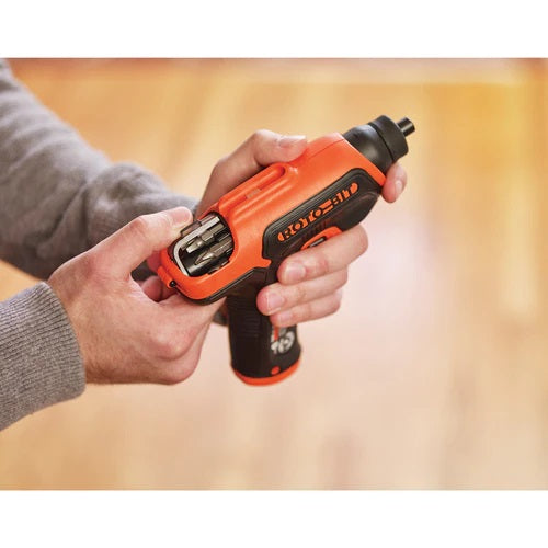 Svitavvita Avvitatore 3.6V con portainserti revolver in scatola metallica BLACK+DECKER CS36BST