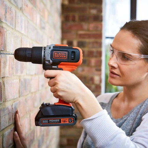 Trapano Avvitatore a Percussione 2 Batterie Litio + Valigetta 18V BCD003C1