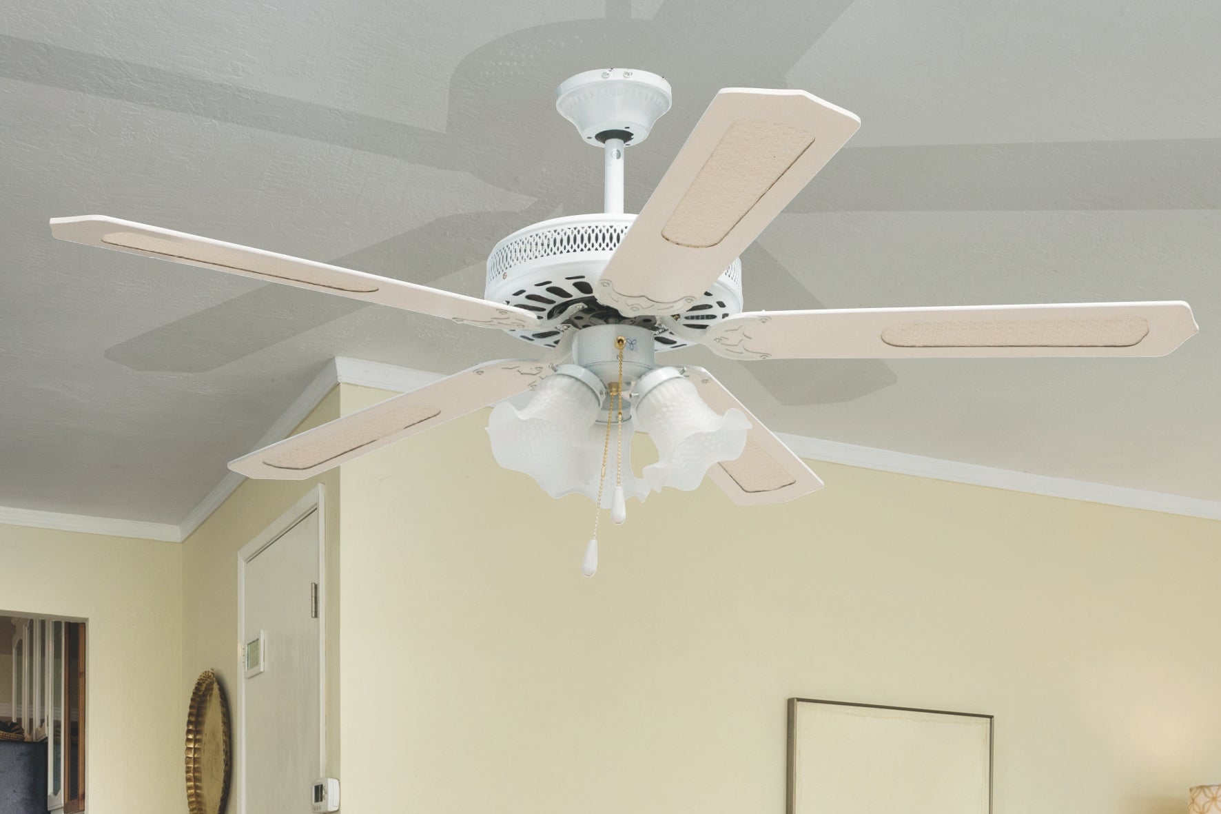 Ventilatore a soffitto 5 pale in legno con inserti paglia di Vie