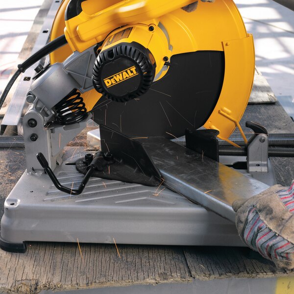 Troncatrice veloce a disco per metalli 2200W DEWALT D28715