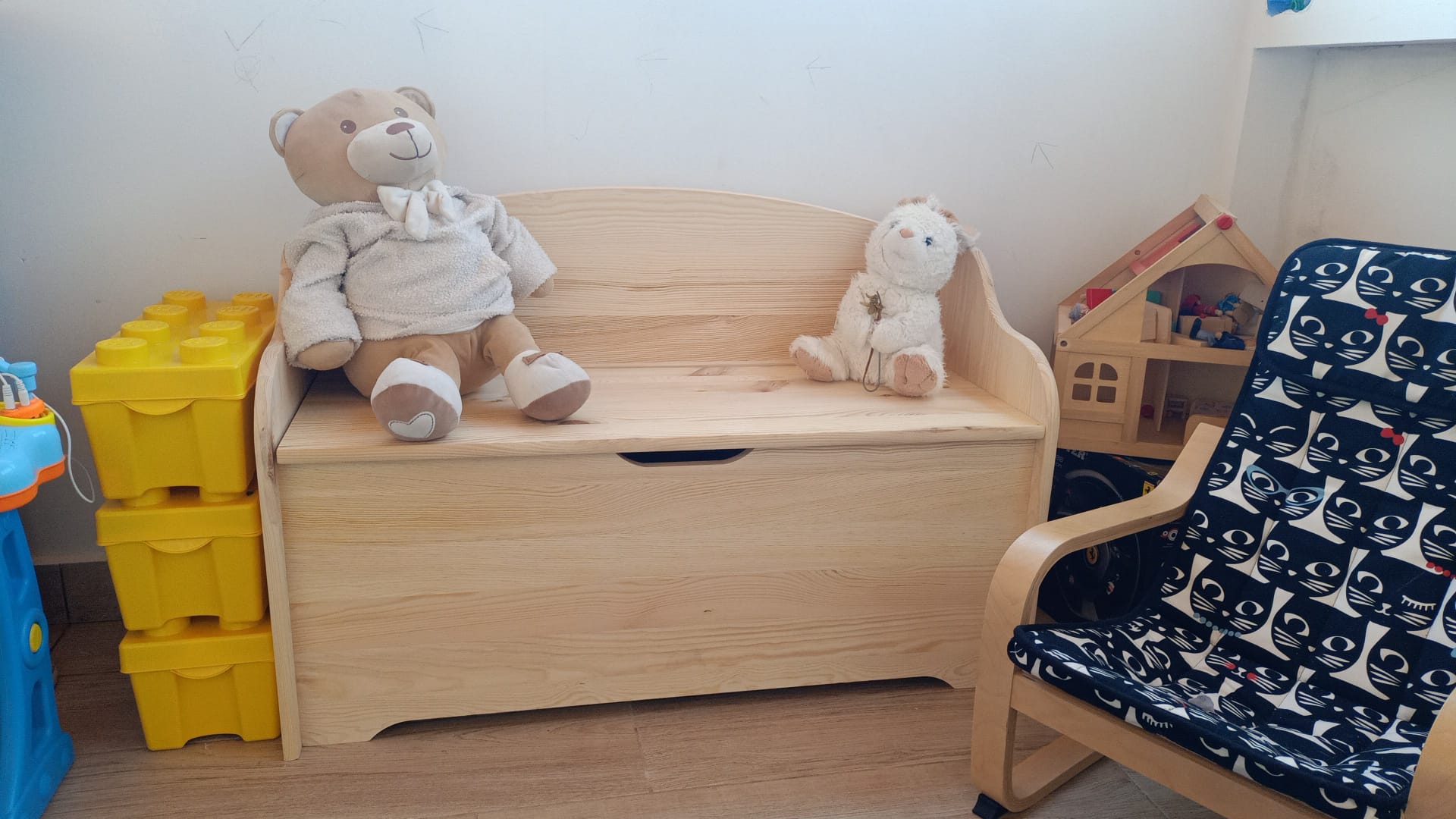 Cassapanca baule in legno di abete massello ALBERIAMO