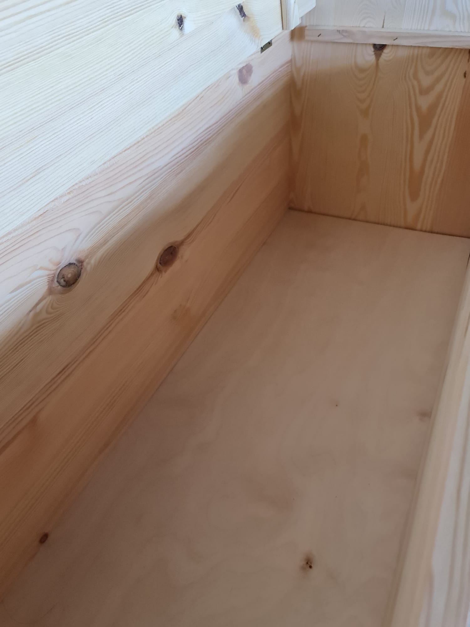 Cassapanca baule in legno di abete massello ALBERIAMO