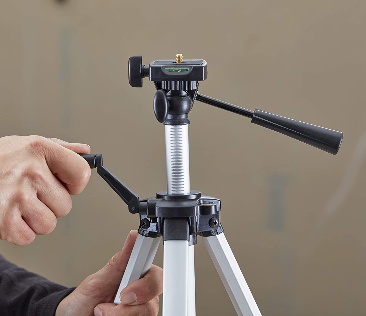 Treppiedi telescopico Stanley per misuratori e livelle 1-77-201