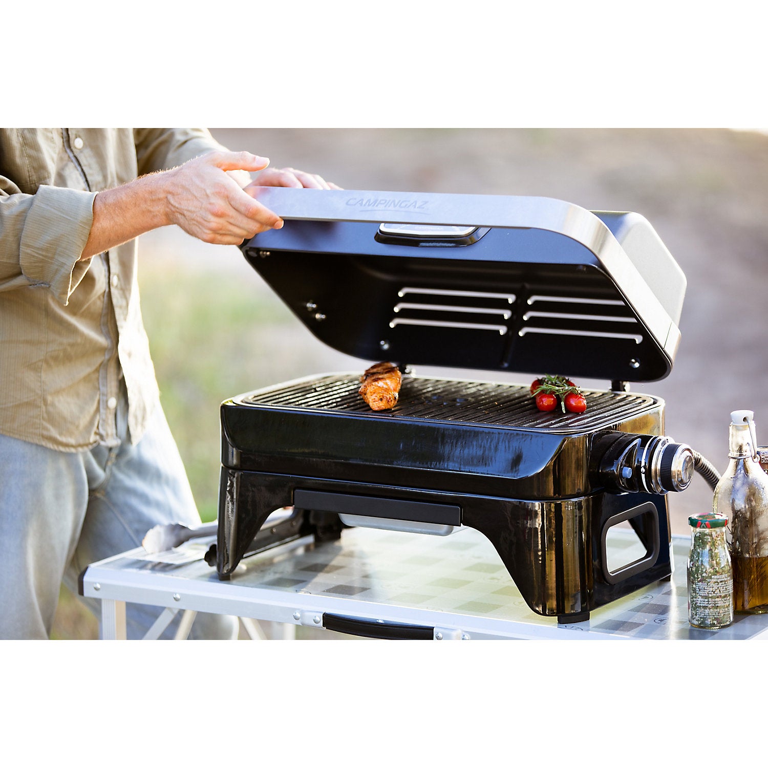 Barbecue a gas Campingaz piano di cottura in ghisa 48x26 cm. Attitude 2GO