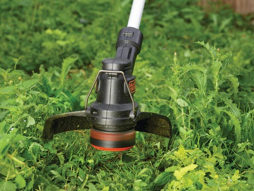 Tagliabordi telescopico a batteria B+D ST 182320