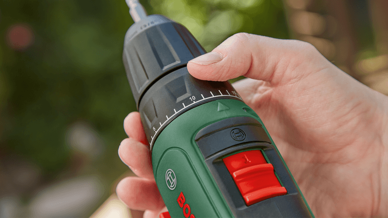 Trapano Avvitatore a batteria con 2 velocità BOSCH UNIVERSALDRILL18V