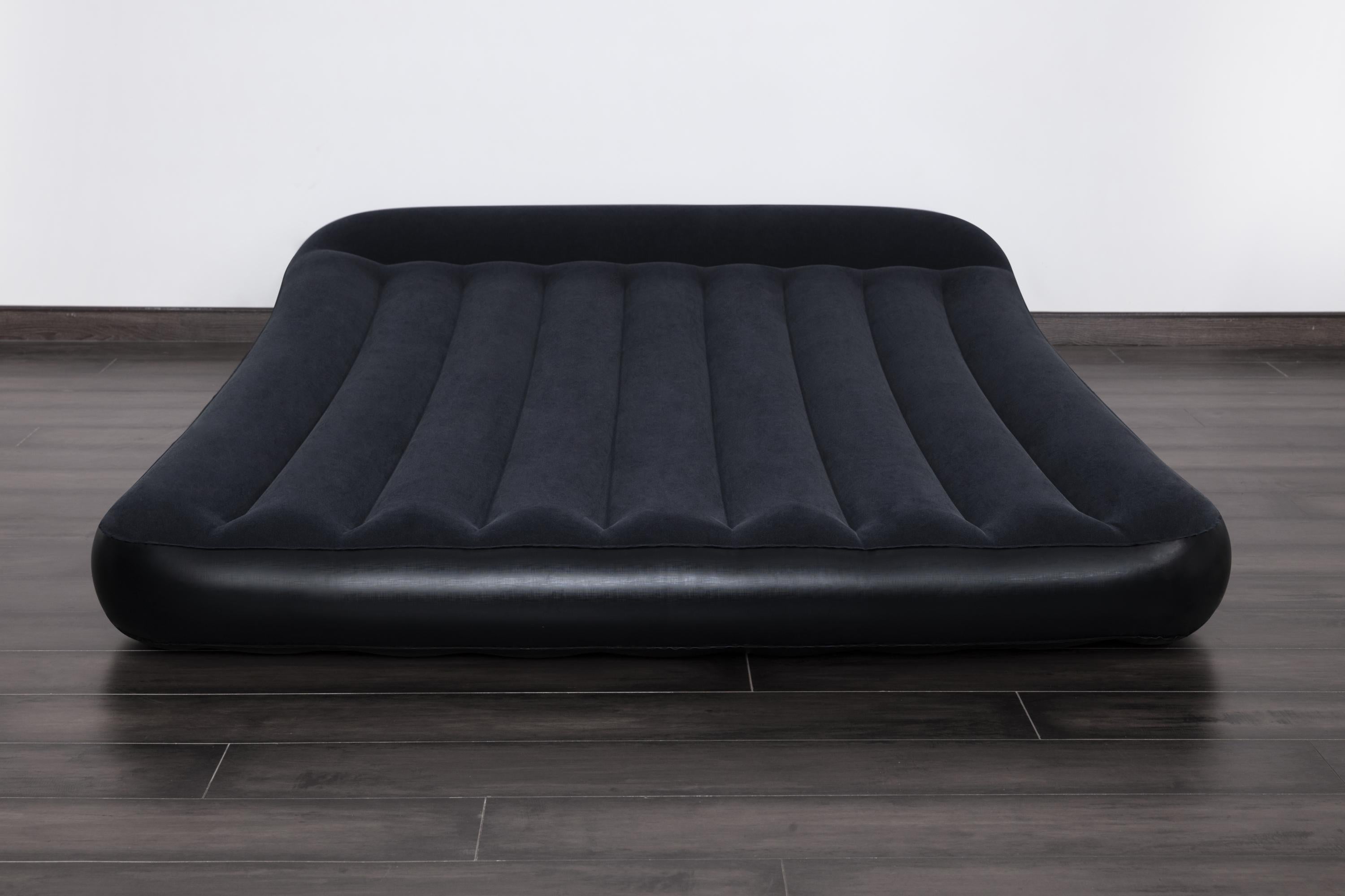 Materasso airbed gonfiabile matrimoniale con pompa elettrica Integrata Bestway 67464