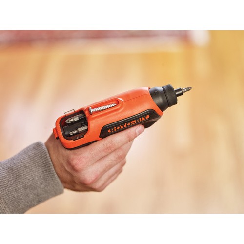 Svitavvita Avvitatore 3.6V con portainserti revolver in scatola metallica BLACK+DECKER CS36BST