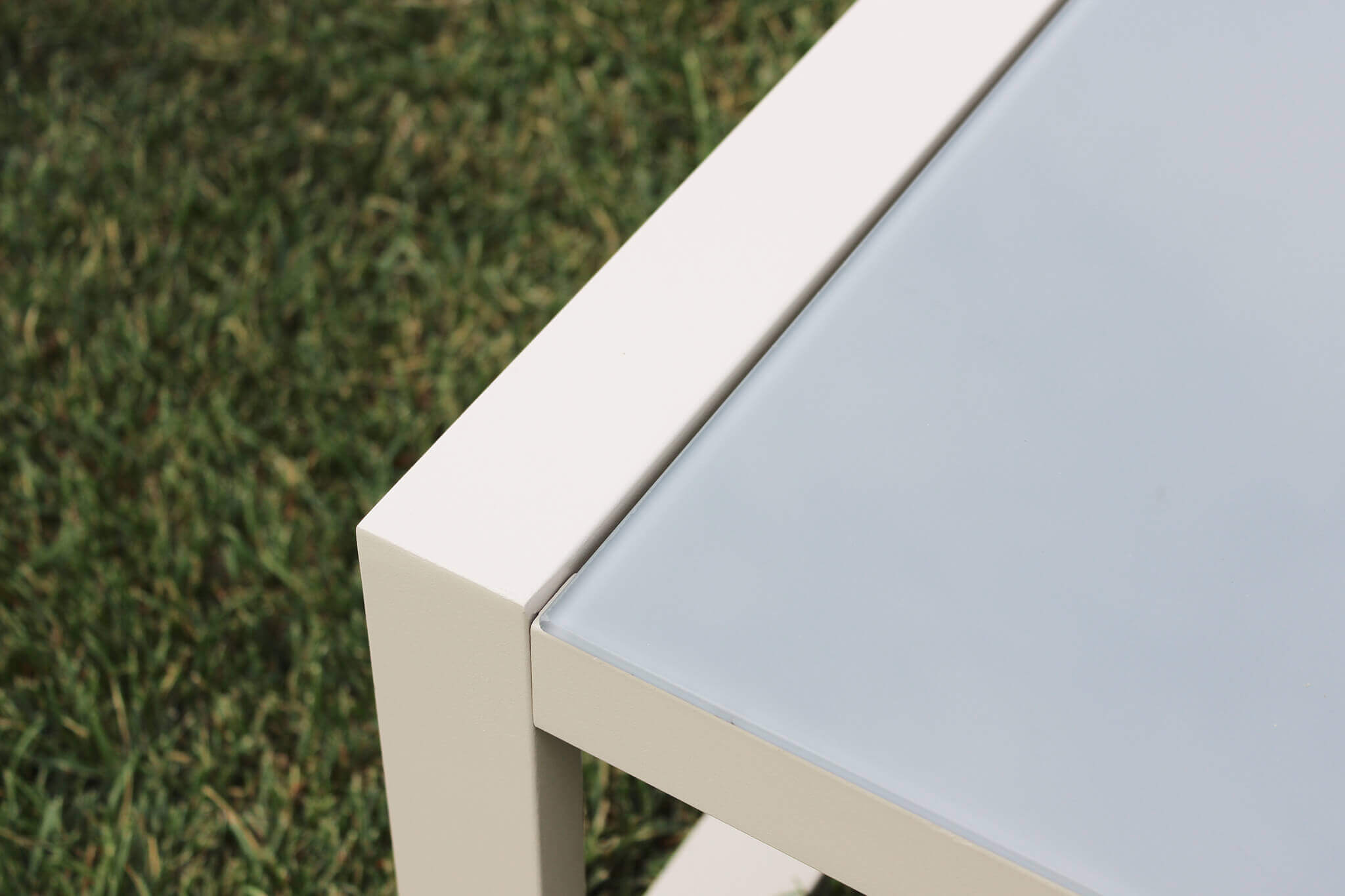 Salotto 2 posti in alluminio per esterno completo con cuscini ERMES