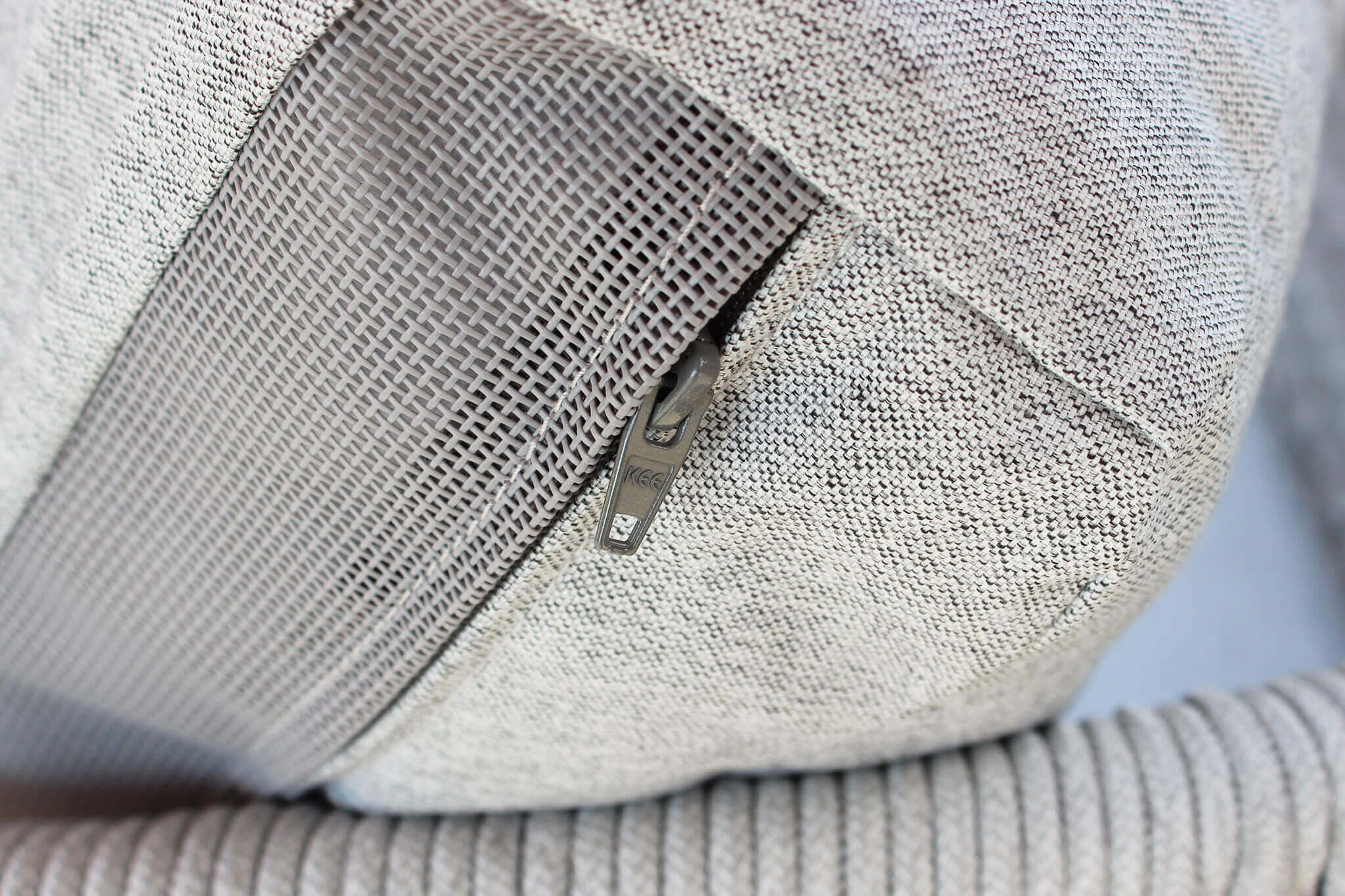 Salotto per esterno in alluminio rivestito in corda con 2 tavolini HAWAI