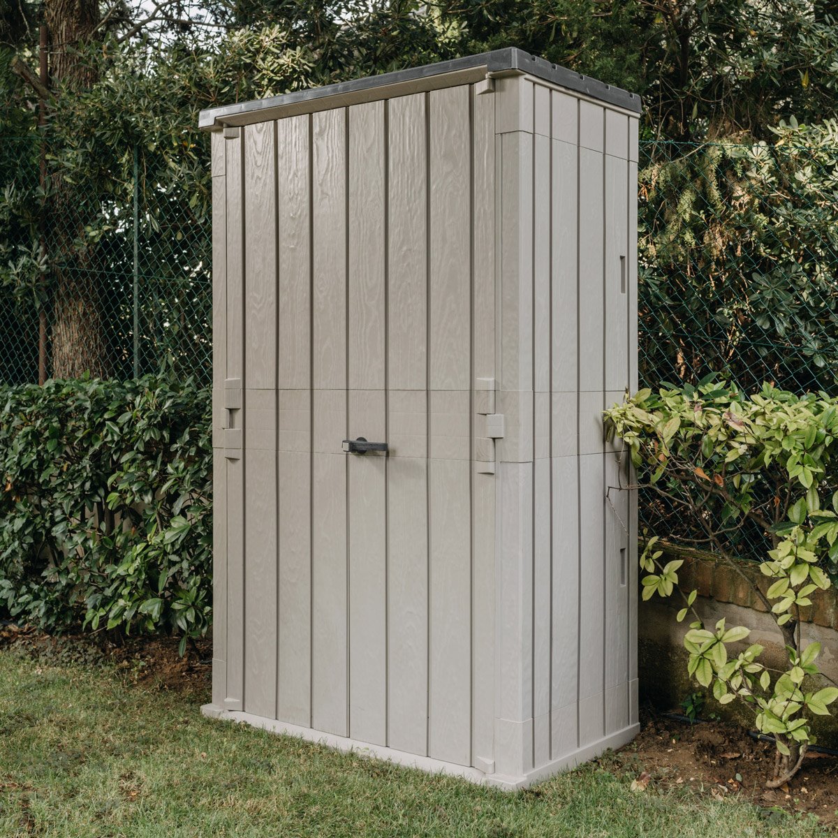 Casetta capanno armadio da giardino con due porte High Stora Way Shed Toomax